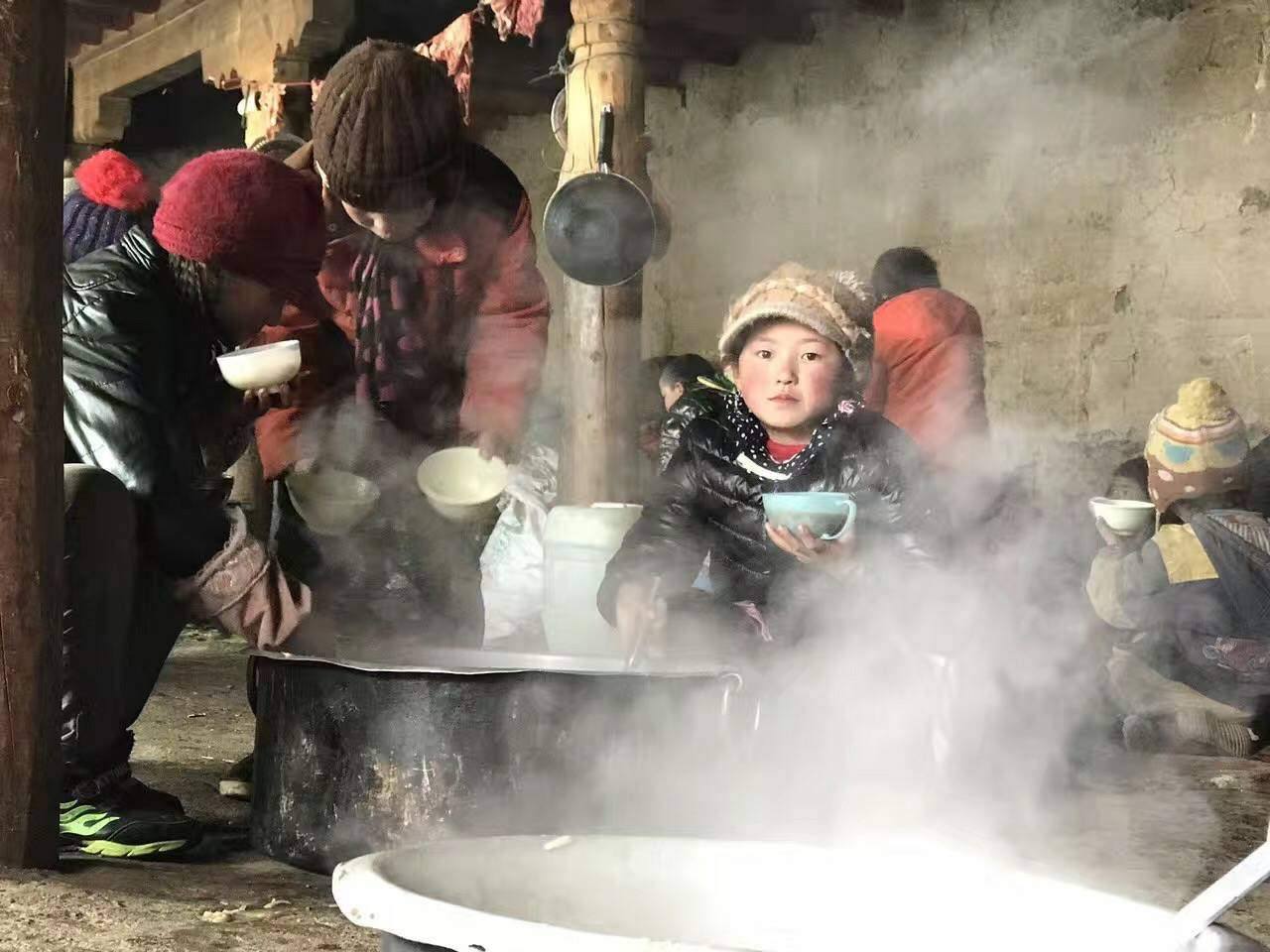 MK·体育-MK(中国)一站式服务官方网站公益回顾丨家国同欢月同圆 温暖满载甘孜州(图10) MK·体育-MK(中国)一站式服务官方网站公益回顾丨家国同欢月同圆 温暖满载甘孜州(图10)